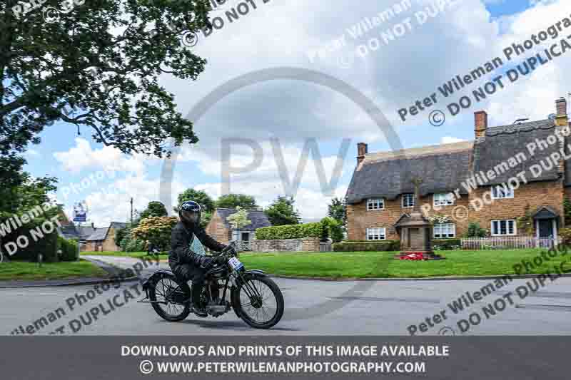 Vintage motorcycle club;eventdigitalimages;no limits trackdays;peter wileman photography;vintage motocycles;vmcc banbury run photographs